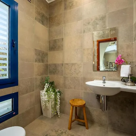 Themis Private Villa, Swimming Pool & Jacuzzi Ialysos (Rhodes)