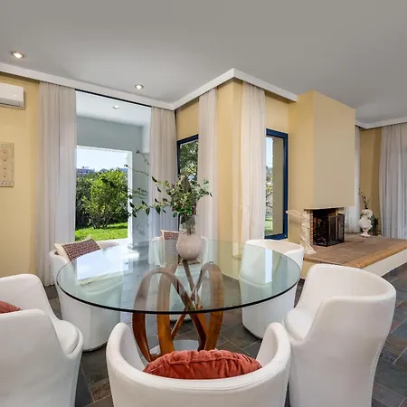 Themis Private Villa, Swimming Pool & Jacuzzi