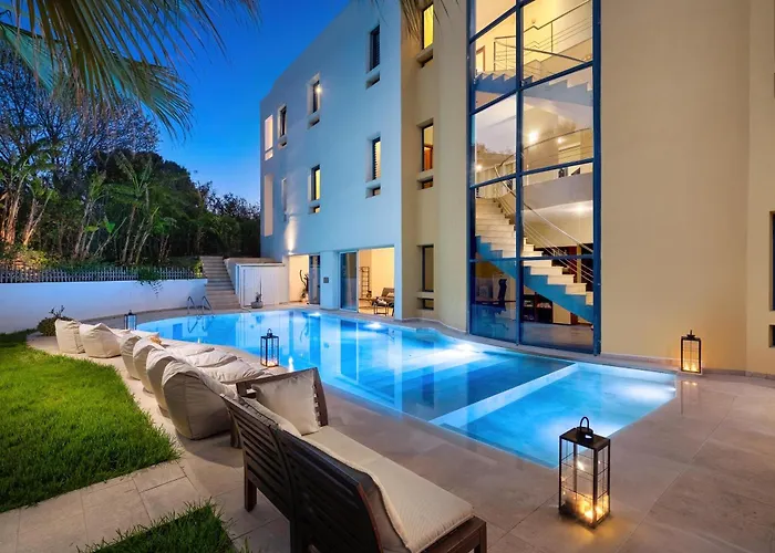 Themis Private Rhodes *